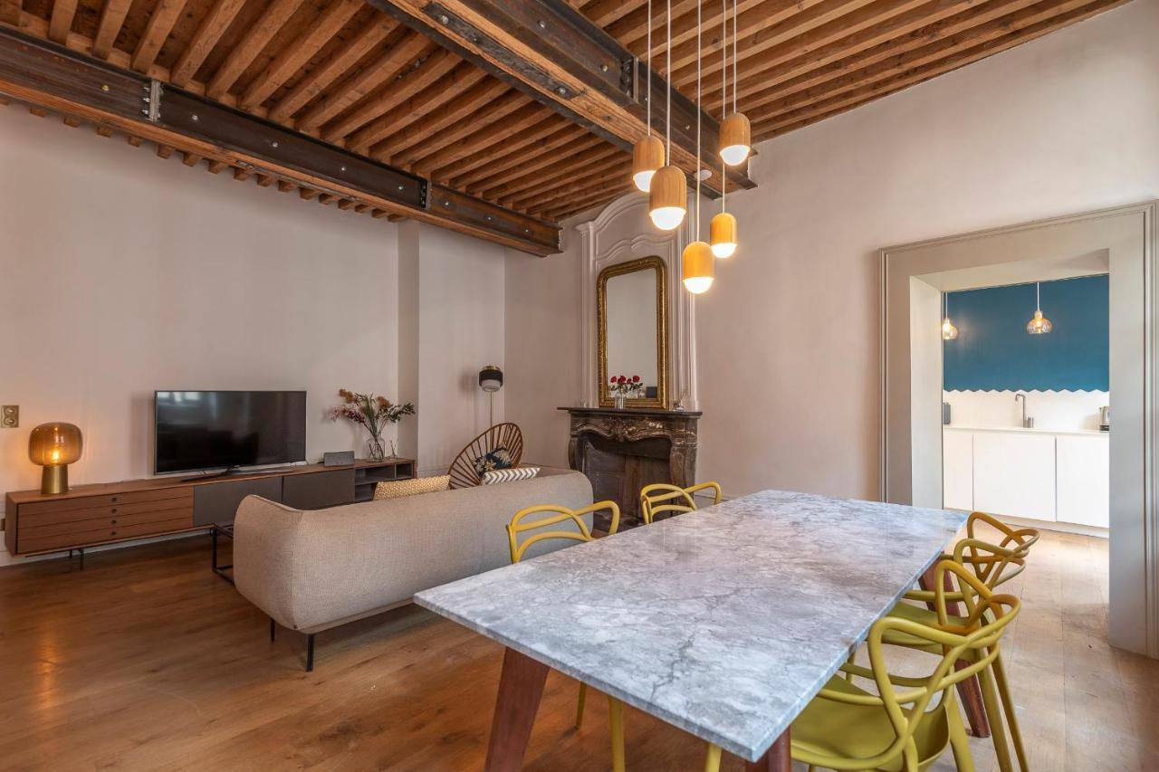 Apartamento espaçoso Classificado 4 estrelas no coração da cidade velha Apartamento Annecy Exterior foto