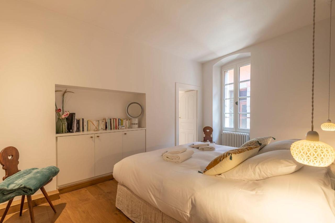 Apartamento espaçoso Classificado 4 estrelas no coração da cidade velha Apartamento Annecy Exterior foto